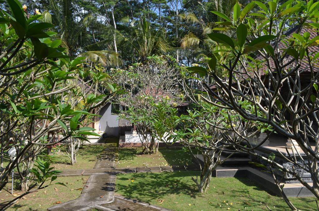 Wahyu Dewata Hotel Gianyar  Ngoại thất bức ảnh